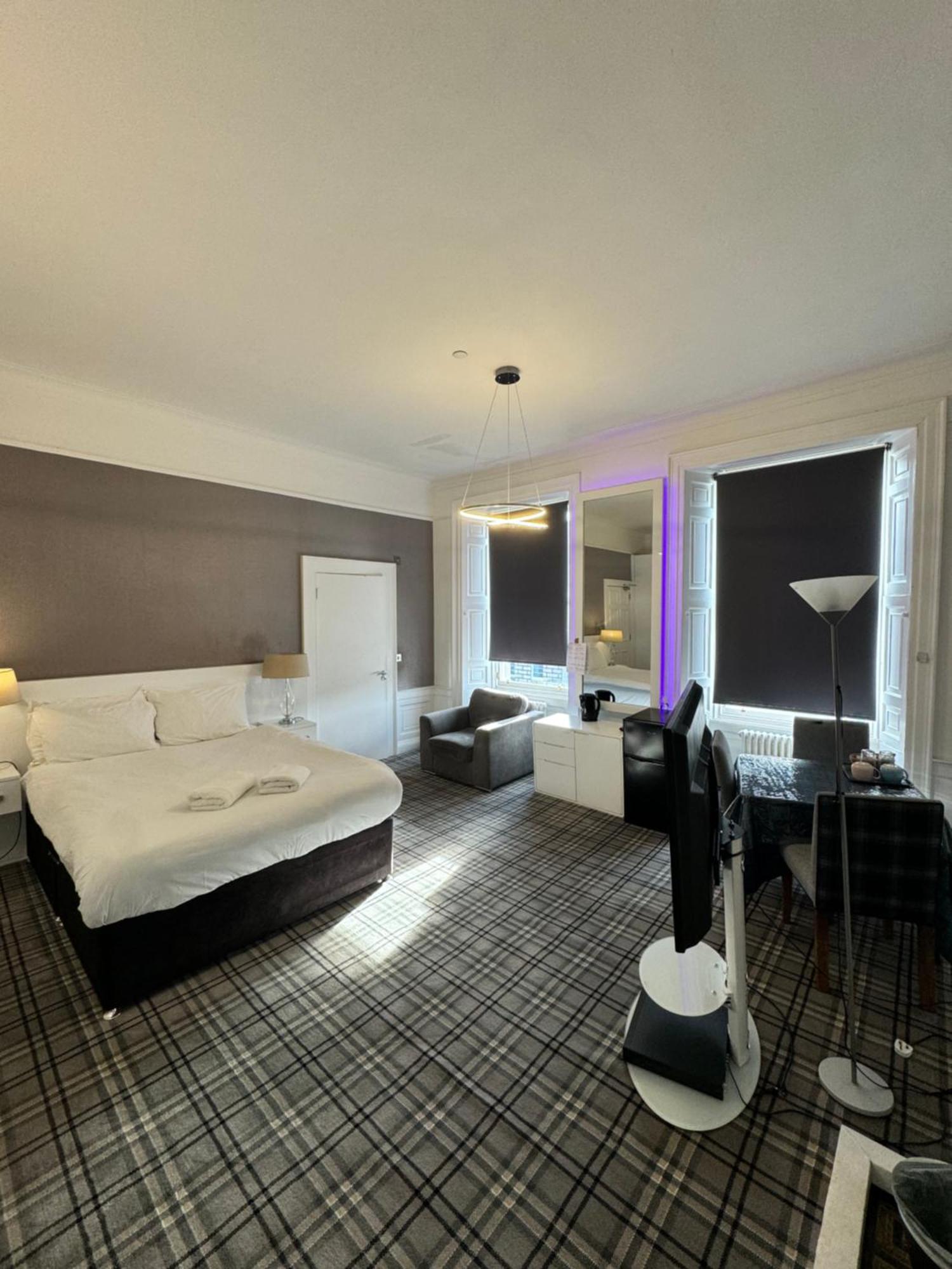 Luxury Family Room With Private Bathroom In The Heart Of EDI Exteriér fotografie
